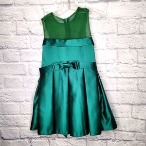 Kelly Green Elegant Satin Dress 5-6 Kids